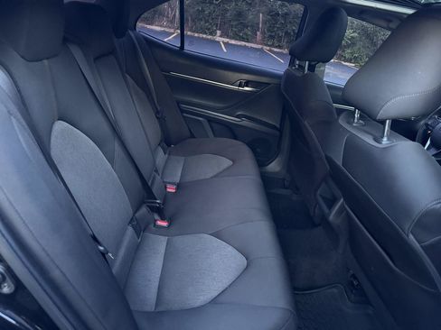Used 2020 Toyota Camry LE w/ Sunroof Package FWD image 19