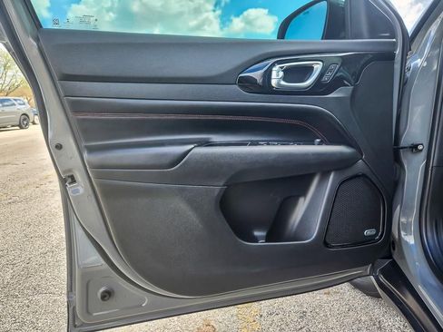 Used 2022 Jeep Compass Trailhawk w/ Trailhawk Elite Group image 20