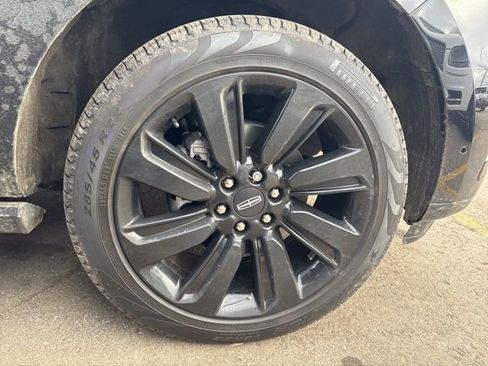 Used 2024 Lincoln Navigator L Reserve image 13