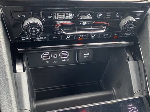 New 2025 Jeep Grand Cherokee Overland image 22