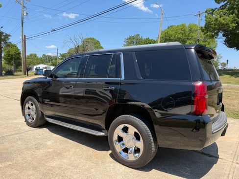 Used 2017 Chevrolet Tahoe Premier RWD image 5
