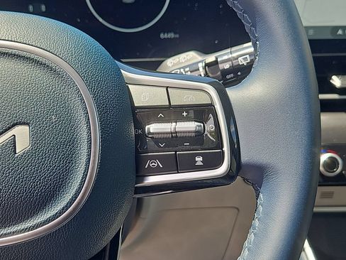 Certified 2026 Kia Carnival SX w/ SX Dark Edition Package FWD image 27