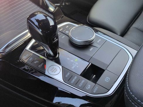 Used 2024 BMW X3 xDrive30i w/ Premium Package image 34