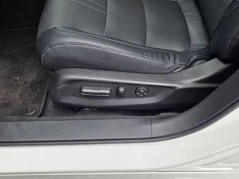 Used 2018 Honda Accord EX-L image 17