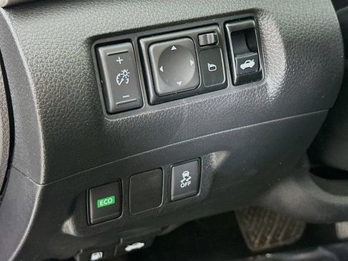 Used 2019 Nissan Sentra SV FWD image 15