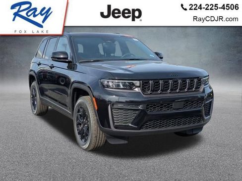 New 2026 Jeep Grand Cherokee Altitude AWD/4WD image 1