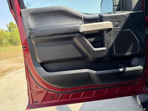 Used 2018 Ford F150 Lariat AWD/4WD image 10