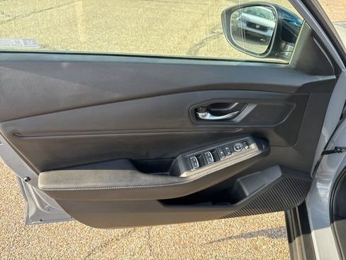 Used 2023 Honda Accord Sport image 14
