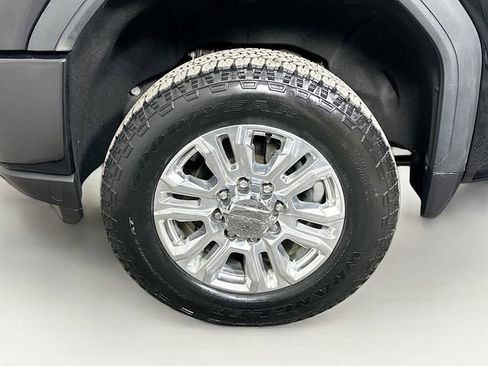 Used 2023 GMC Sierra 3500 Denali w/ Denali Ultimate Package image 31