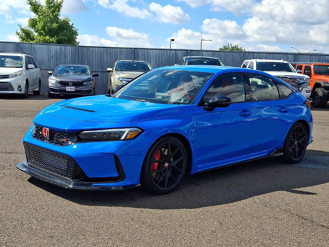 Used 2025 Honda Civic Type R image 3