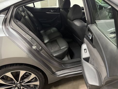 Used 2016 Nissan Maxima SR image 30