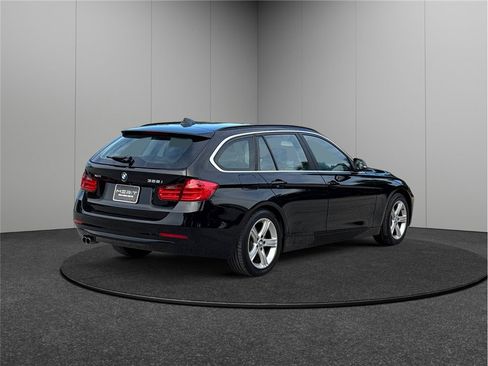 Used 2015 BMW 328i xDrive Wagon image 9