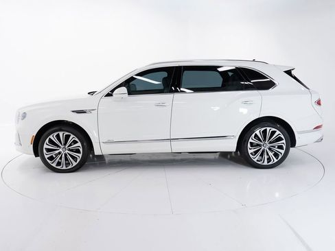 Used 2024 Bentley Bentayga Extended Wheelbase AWD/4WD image 2