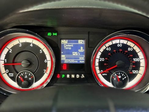 Used 2016 Dodge Grand Caravan R/T FWD image 12
