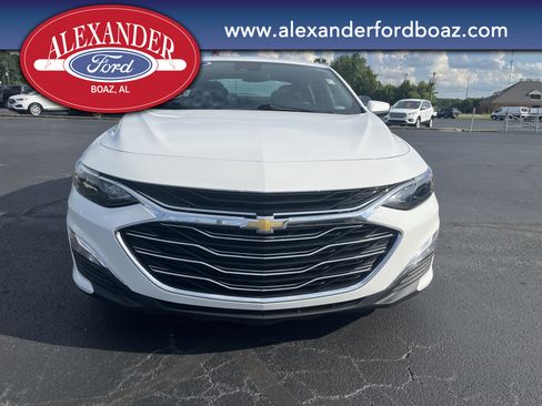 Used 2022 Chevrolet Malibu LS w/ Driver Confidence Package II FWD image 5