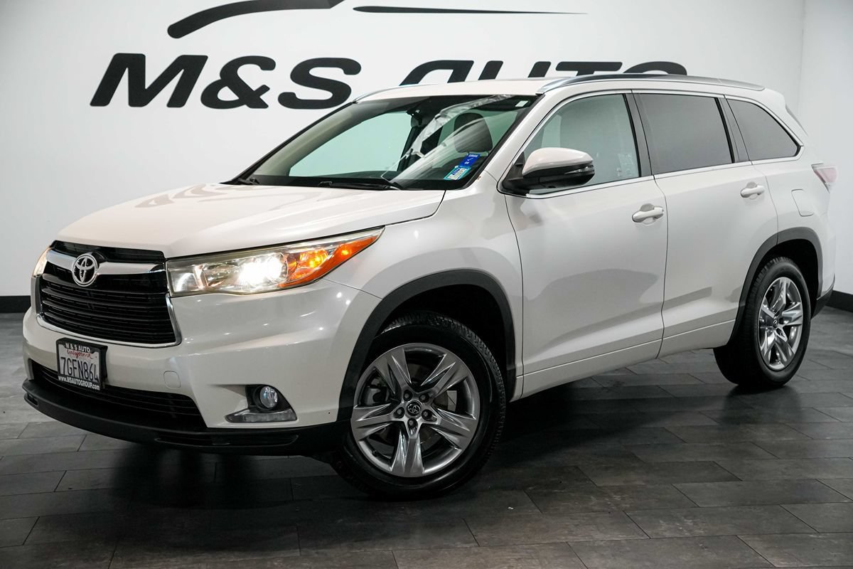 Used 2016 Toyota Highlander Limited FWD image 2