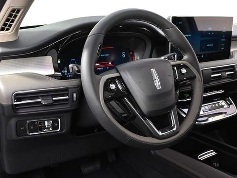 New 2026 Lincoln Corsair Premiere AWD/4WD image 11