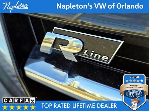 Used 2021 Volkswagen Tiguan SE R-Line image 2