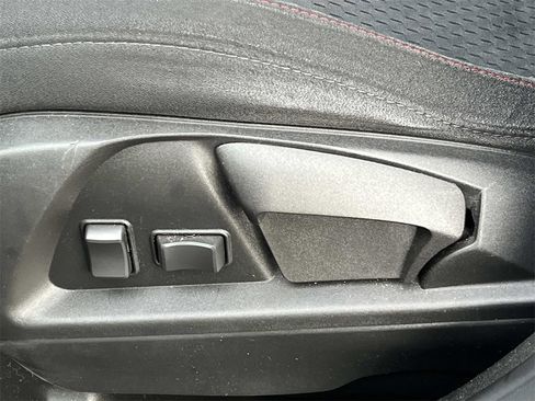 Used 2011 GMC Terrain SLE image 26