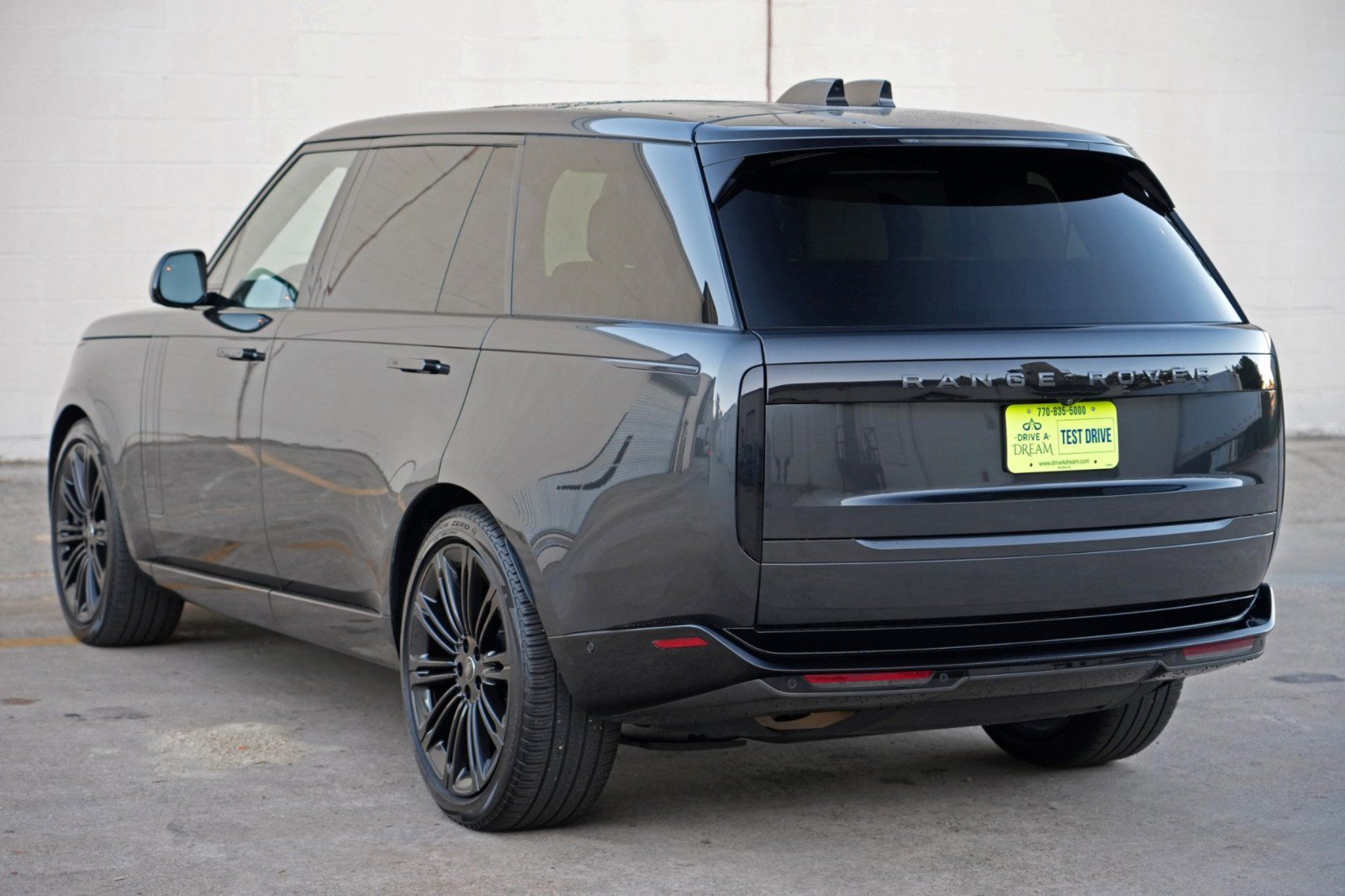 Used 2024 Land Rover Range Rover Long Wheelbase SE AWD/4WD image 57