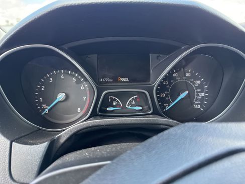 Used 2018 Ford Focus SE FWD image 20