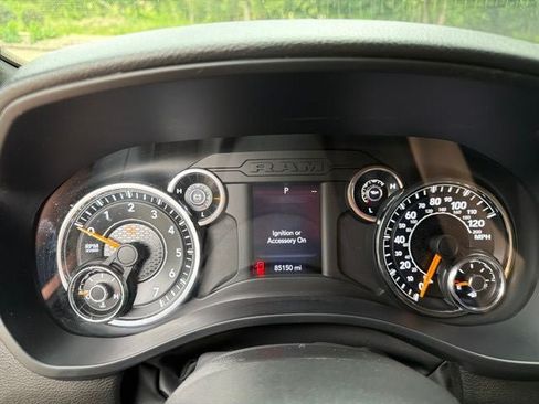 Used 2022 RAM 1500 Big Horn AWD/4WD image 11