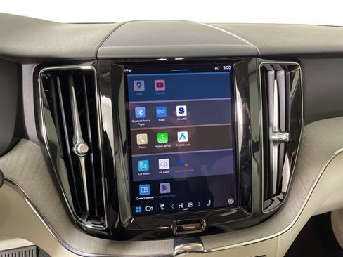 Certified 2025 Volvo XC60 T8 Plus w/ Protection Package Premier AWD/4WD image 31