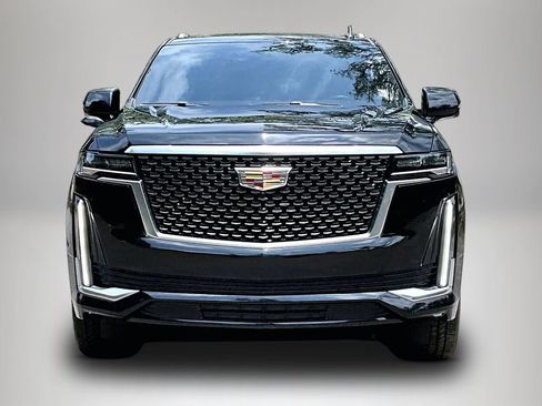 Used 2023 Cadillac Escalade Premium Luxury w/ LPO, Floor Liner Package AWD/4WD image 3