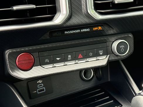 Used 2024 Ford Mustang Premium RWD image 24