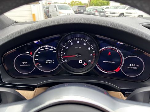 Used 2019 Porsche Cayenne AWD/4WD image 15