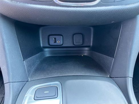 Used 2018 Chevrolet Equinox LT AWD/4WD image 31