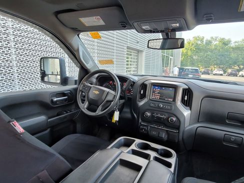 Used 2020 Chevrolet Silverado 2500 Custom w/ Custom Value Package AWD/4WD image 20