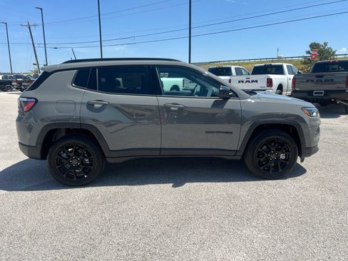New 2026 Jeep Compass Latitude AWD/4WD image 6
