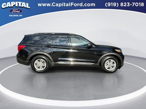 Certified 2024 Ford Explorer XLT w/ Equipment Group 202A RWD image 9