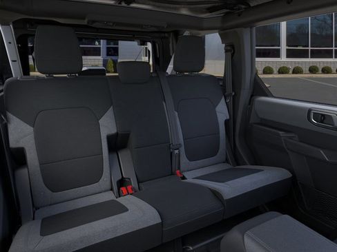 New 2026 Ford Bronco 4-Door AWD/4WD image 11