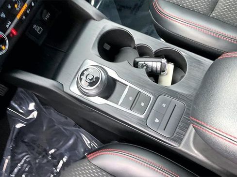 Used 2025 Ford Escape ST-Line Select image 17