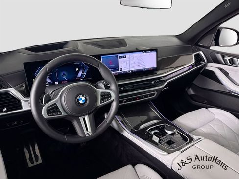 Used 2025 BMW X5 M60i w/ Climate Comfort Package AWD/4WD image 29