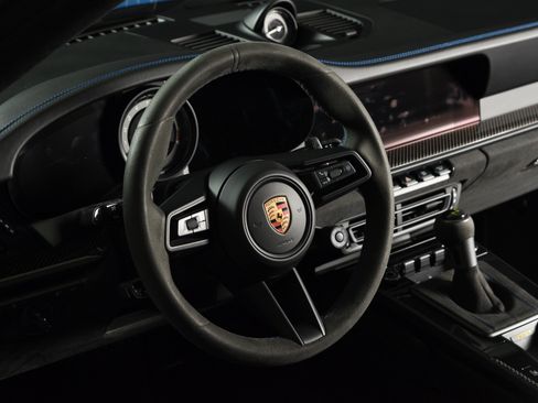 Used 2022 Porsche 911 GT3 RWD image 4