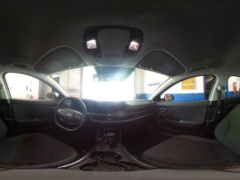 Used 2025 Kia K4 FWD image 38