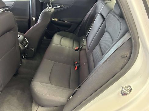 Used 2025 Chevrolet Malibu LT FWD image 14