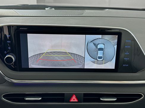 Used 2022 Hyundai Sonata Limited w/ Preferred Accessory Package image 23