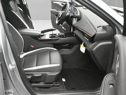 Certified 2026 Buick Envision Sport Touring AWD/4WD image 11