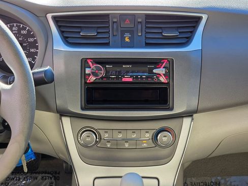 Used 2014 Nissan Sentra S image 16