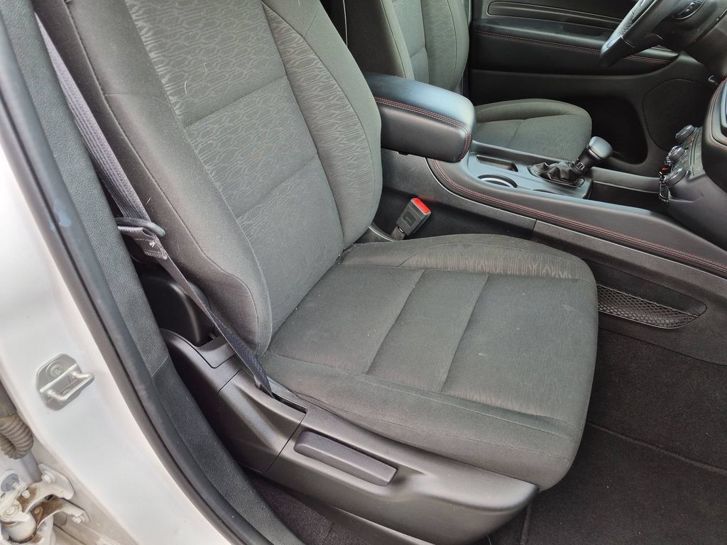 Used 2025 Dodge Durango GT AWD/4WD image 29