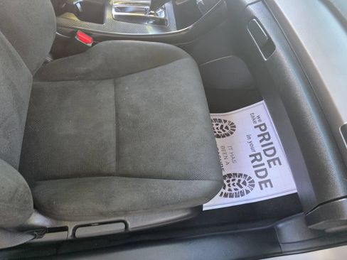 Used 2013 Honda Accord LX image 35