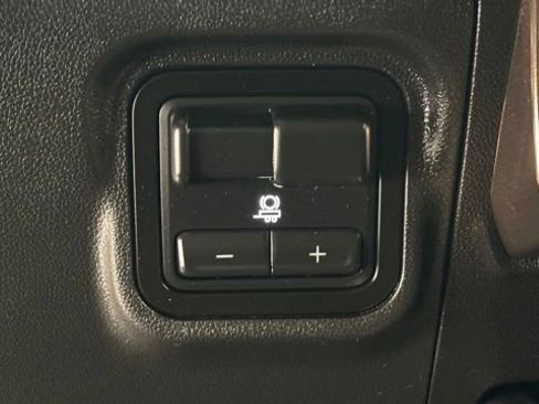 Used 2025 GMC Hummer EV 2X w/ LPO, Cargo Utility Package AWD/4WD image 39