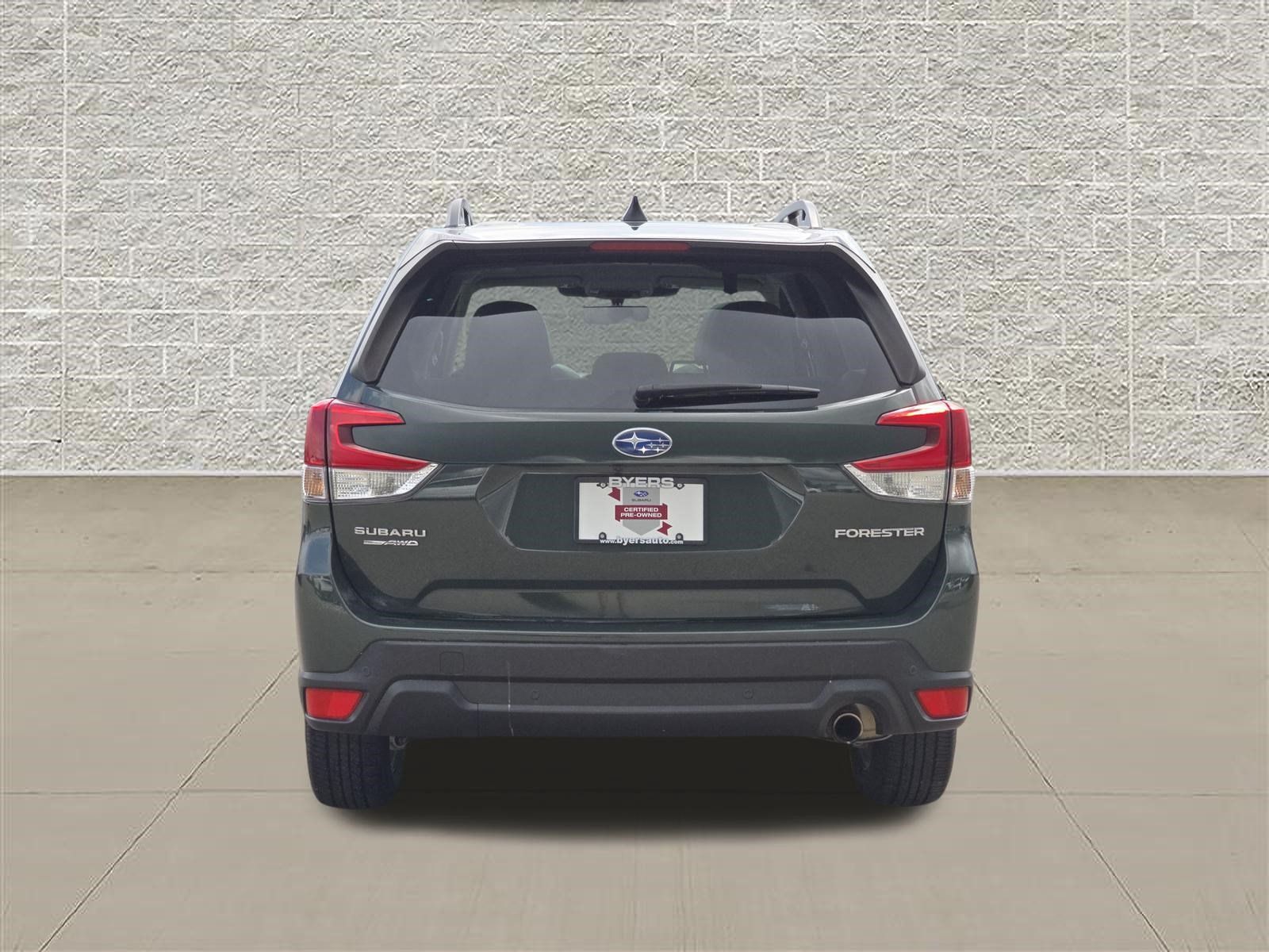 Used 2024 Subaru Forester Limited AWD/4WD image 6