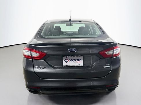 Used 2016 Ford Fusion SE w/ Equipment Group 201A FWD image 6