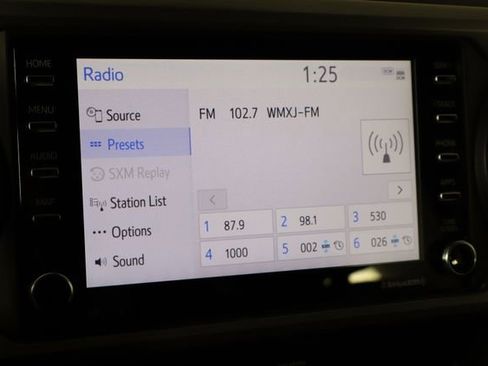 Used 2020 Toyota Tacoma SR5 image 24