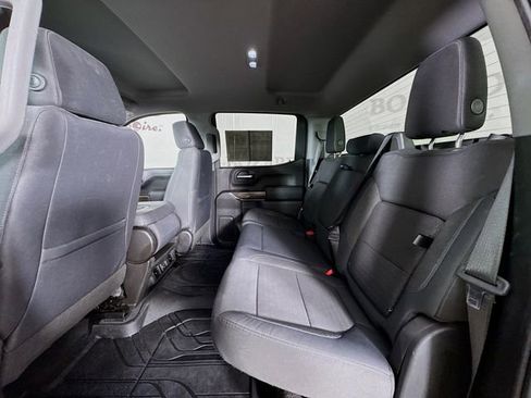 Used 2019 Chevrolet Silverado 1500 RST image 27